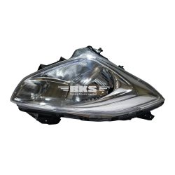 HEADLAMP ASSEMBLY RIGHT-DZIRE 3RD GEN 2017-2020/SWIFT 3RD GEN 2018-2021